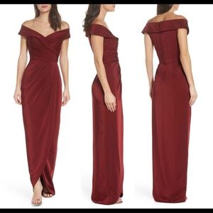 NEW‎ $358 La Femme Surplice Off the Shoulder Gown in Burgundy [SZ 12 ]
